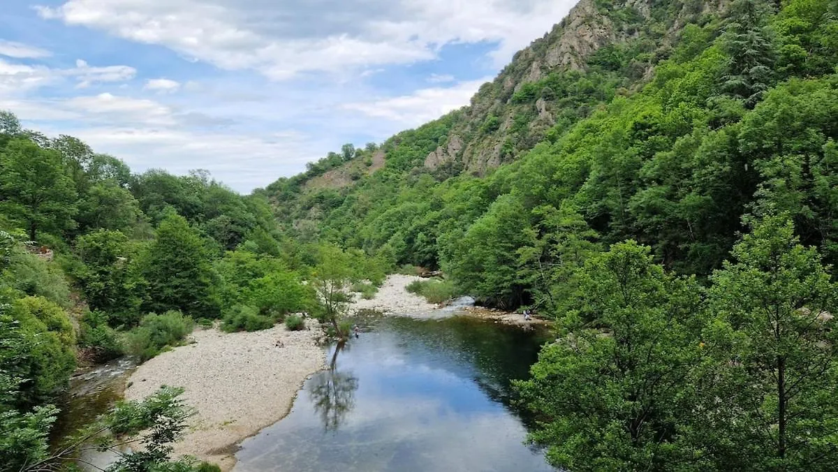 # Calme, Clim, Piscine En Bord D'Ardeche # Διαμέρισμα Pont-de-Labeaume